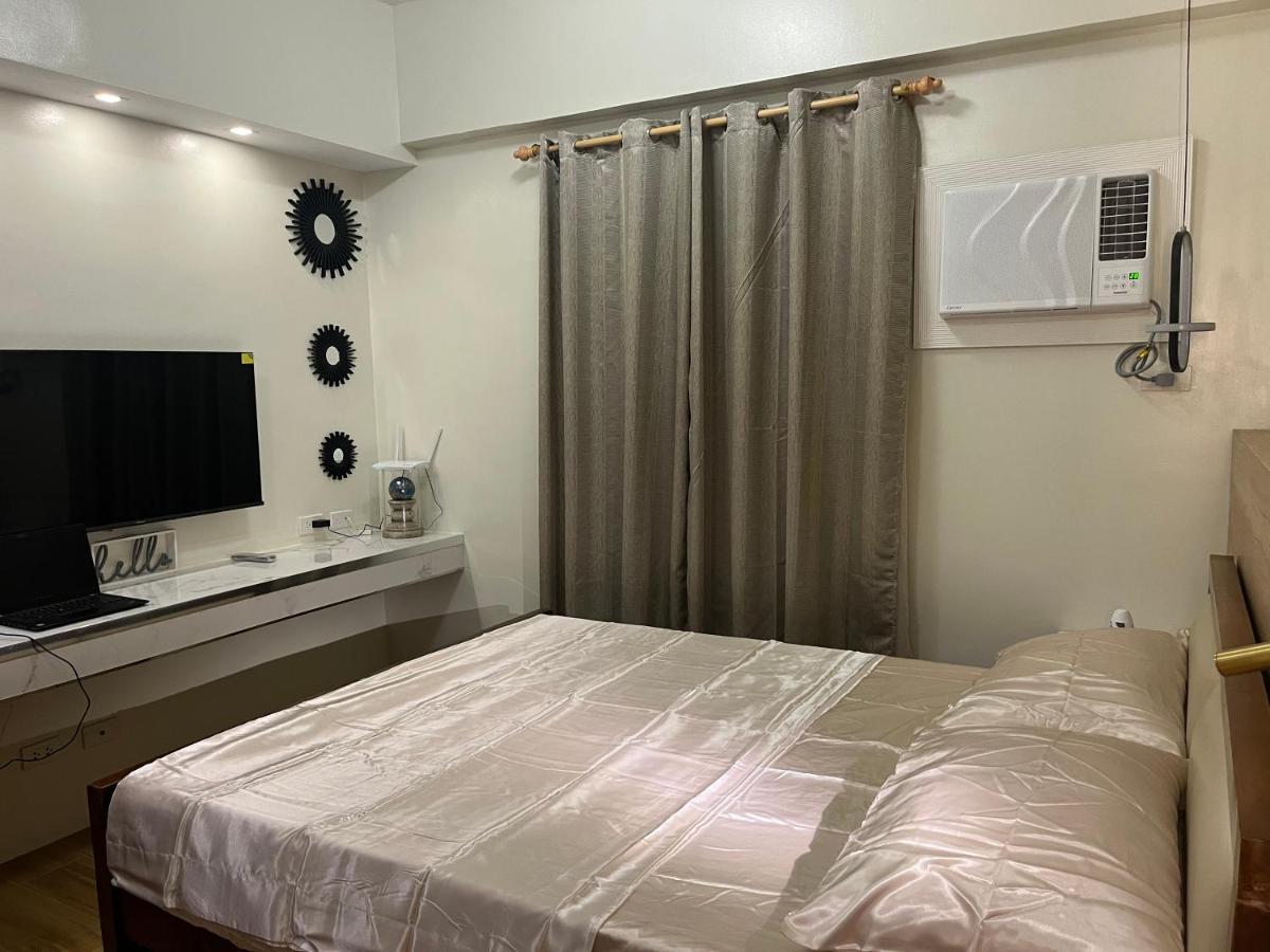 Aesthetic Functional Minimalist Space Sunvida Tower Sv1716 Cebu Luaran gambar
