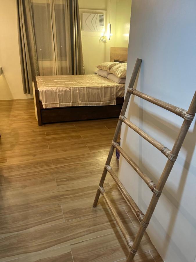 Aesthetic Functional Minimalist Space Sunvida Tower Sv1716 Cebu Luaran gambar